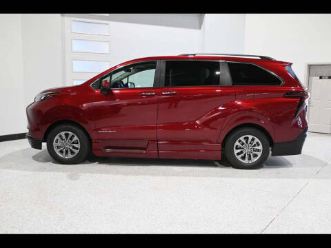 2026 Toyota Sienna XLE 7-Passenger