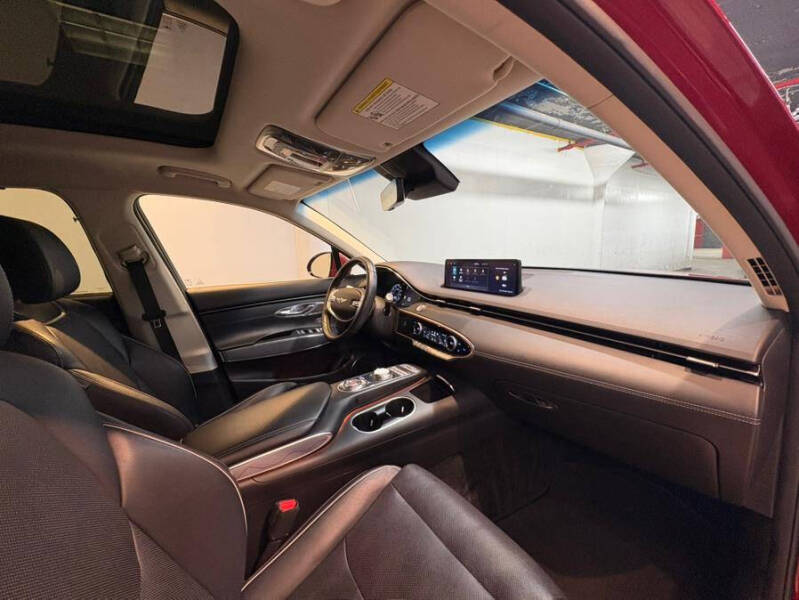 2023 Genesis GV70 2.5T Standard