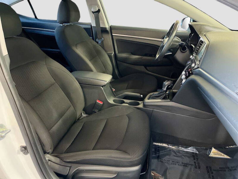 2020 Hyundai Elantra