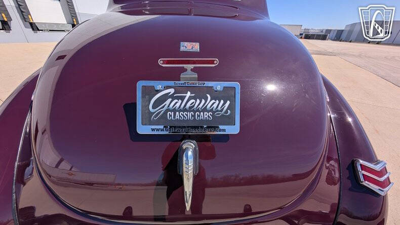 1940 Ford Deluxe