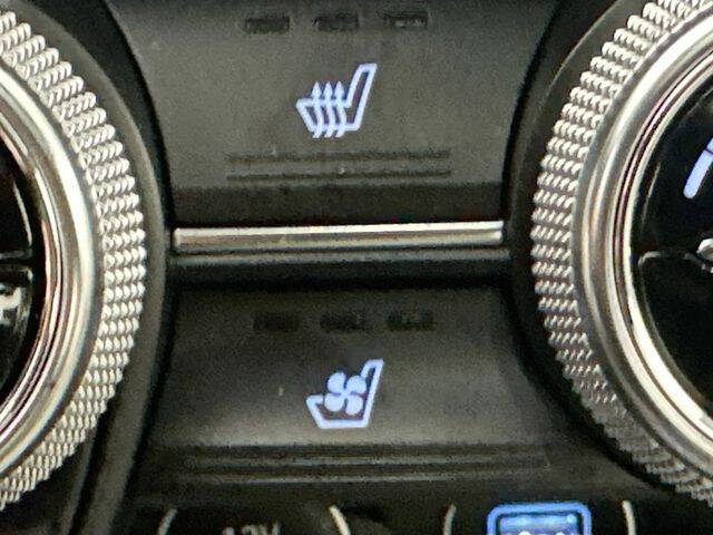 2023 Genesis G70