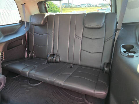 2017 Cadillac Escalade Luxury