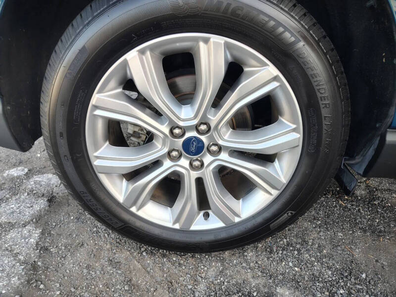 2020 Ford Edge Titanium - Photo 24