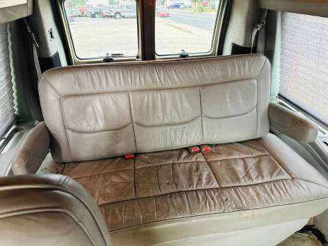 2000 Dodge Ram Van 1500