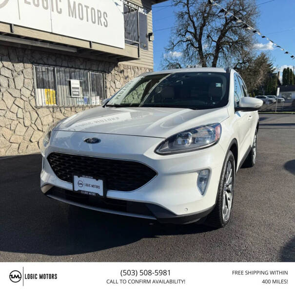 2020 Ford Escape Titanium