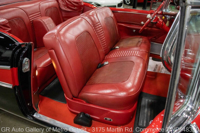 1955 Oldsmobile 98 Starfire