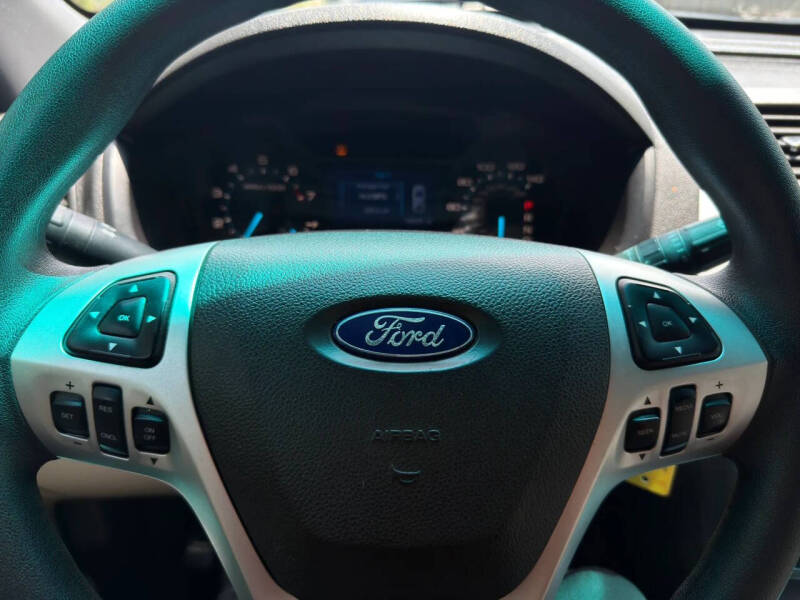 2014 Ford Explorer