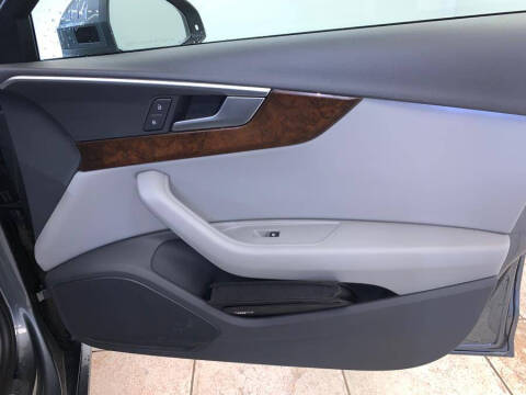 2019 Audi A4 quattro Premium 45 TFSI