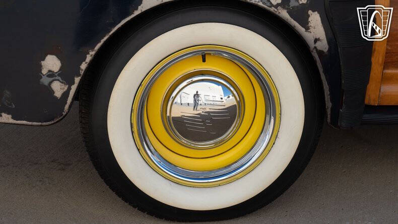 1946 Ford Super Deluxe