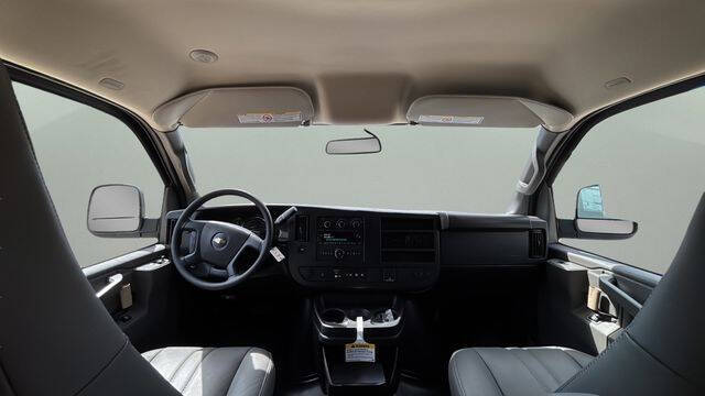2026 Chevrolet Express 3500
