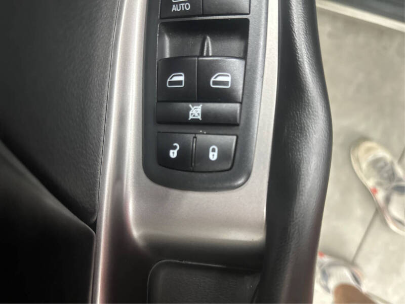 2020 Dodge Journey Crossroad