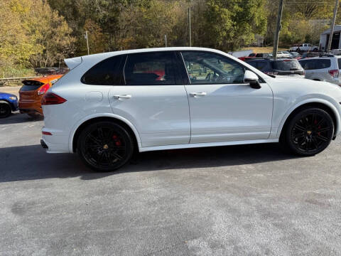 2017 Porsche Cayenne Turbo