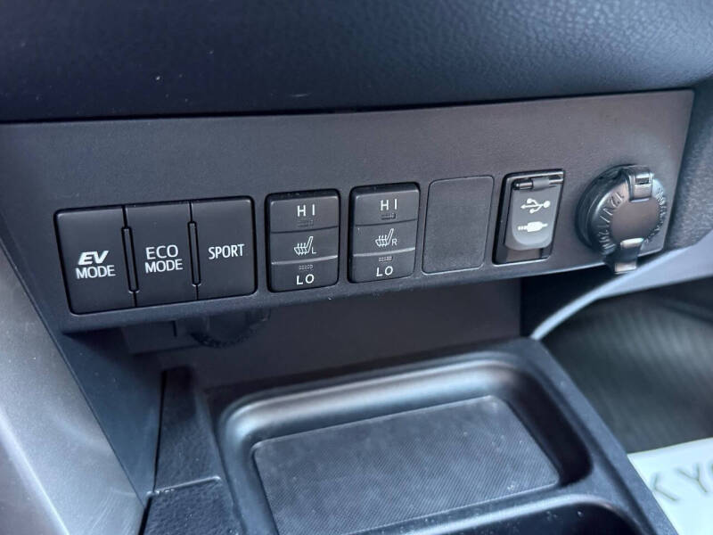 2018 Toyota RAV4 Hybrid Limited