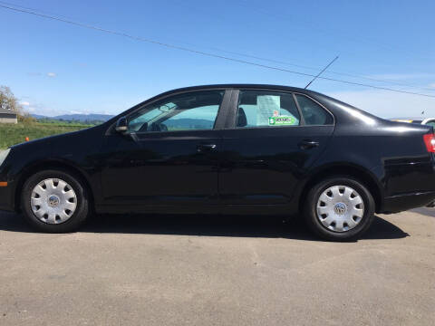 2007 Volkswagen Jetta for sale at M AND S CAR SALES LLC in Independence OR
