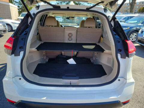 2020 Nissan Rogue SV