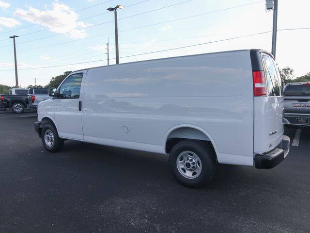 2026 GMC Savana 2500