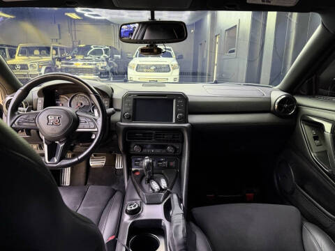 2017 Nissan GT-R Premium