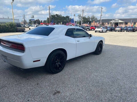2012 Dodge Challenger SXT