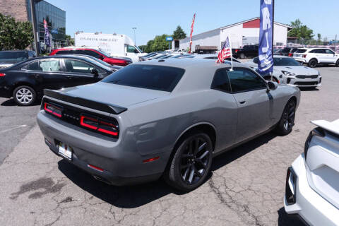 2019 Dodge Challenger SXT