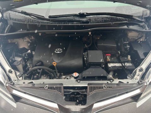 2019 Toyota Sienna Limited Premium 7-Passenger