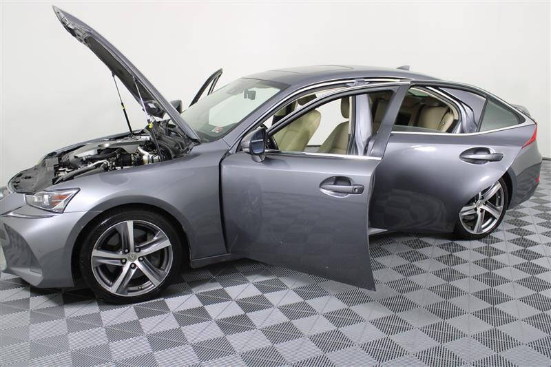 2018 Lexus IS 300