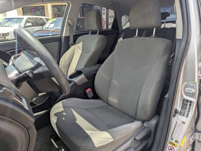 2013 Toyota Prius Plug-in Hybrid