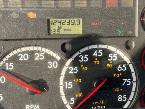 2015 Freightliner M2 106
