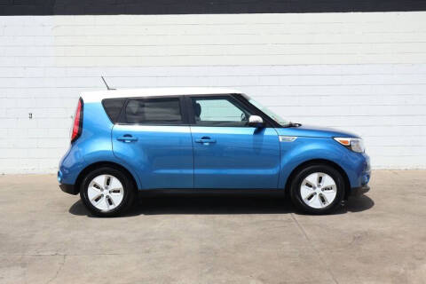 2016 Kia Soul EV +