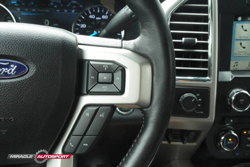 2017 Ford F-350 Super Duty Lariat