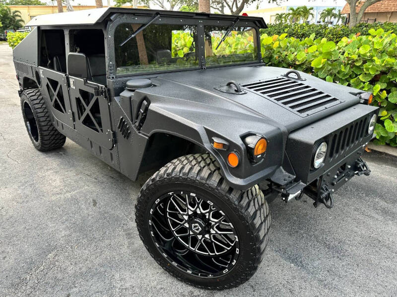 2011 HUMMER H1