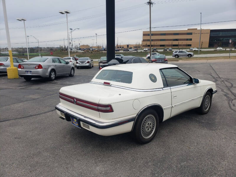 1990 Chrysler TC