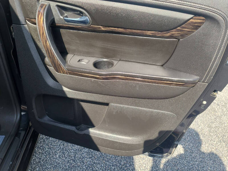 2013 GMC Acadia Denali