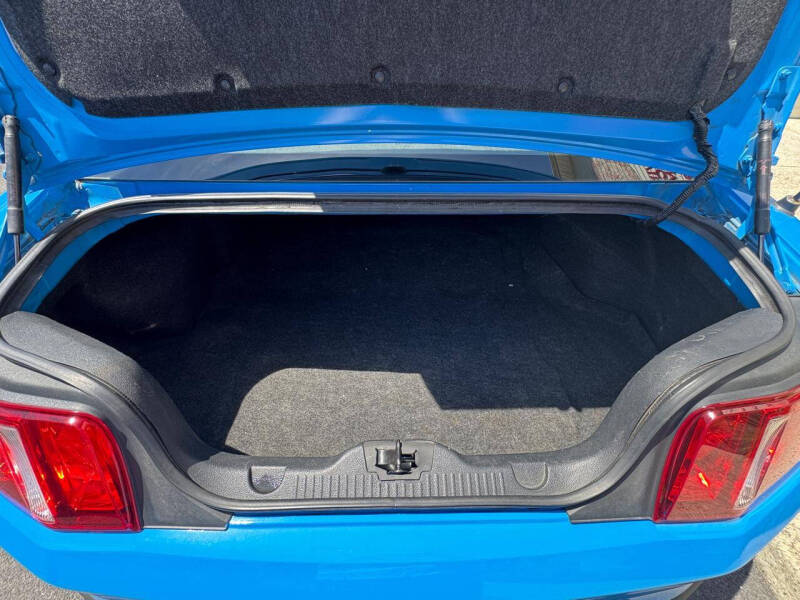 2010 Ford Mustang V6 Premium