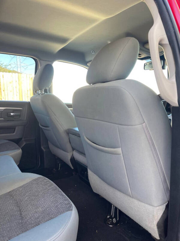 2019 RAM 1500 Classic SLT