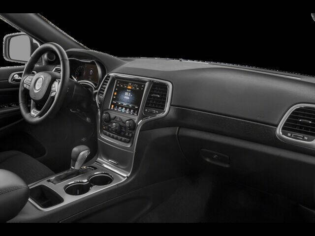 2019 Jeep Grand Cherokee Laredo