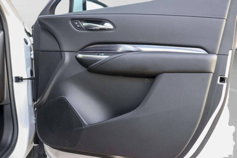 2022 Cadillac XT4 Luxury