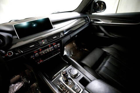 2015 BMW X6 M