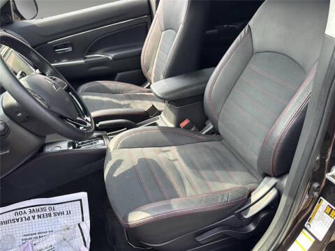 2022 Mitsubishi Outlander Sport SE