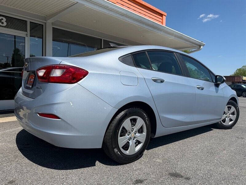 2017 Chevrolet Cruze LS Auto