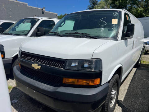 2021 Chevrolet Express 2500
