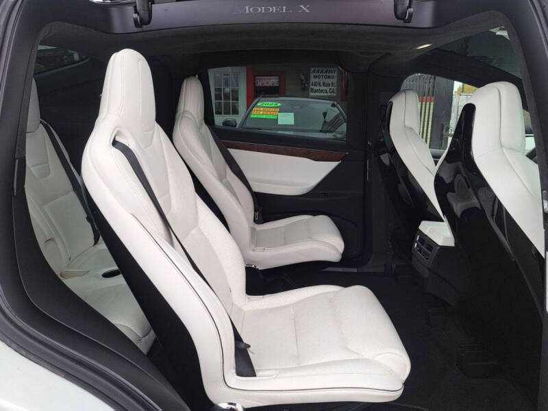 2016 Tesla Model X P90D