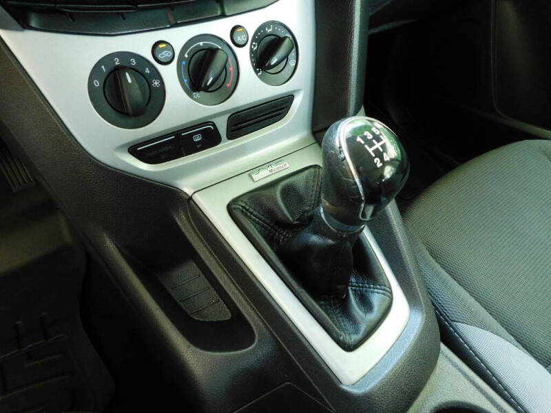 2012 Ford Focus SE