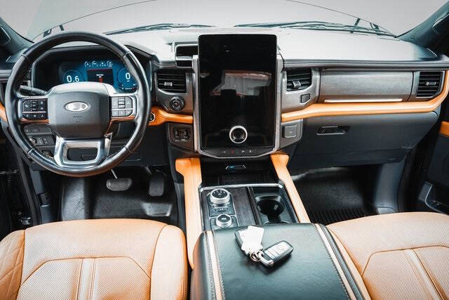 2022 Ford Expedition MAX Platinum