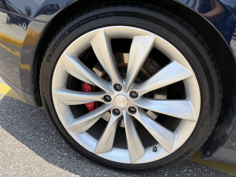 2015 Tesla Model S P85D