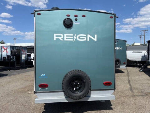 2025 Reign 15RB