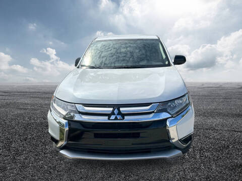 2016 Mitsubishi Outlander ES
