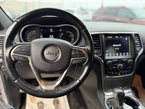 2018 Jeep Grand Cherokee Laredo E