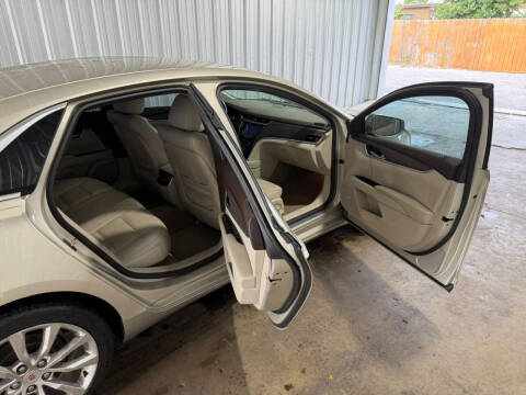 2015 Cadillac XTS Standard