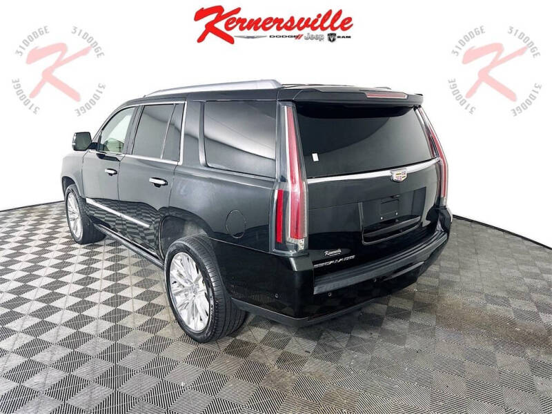 2019 Cadillac Escalade Platinum