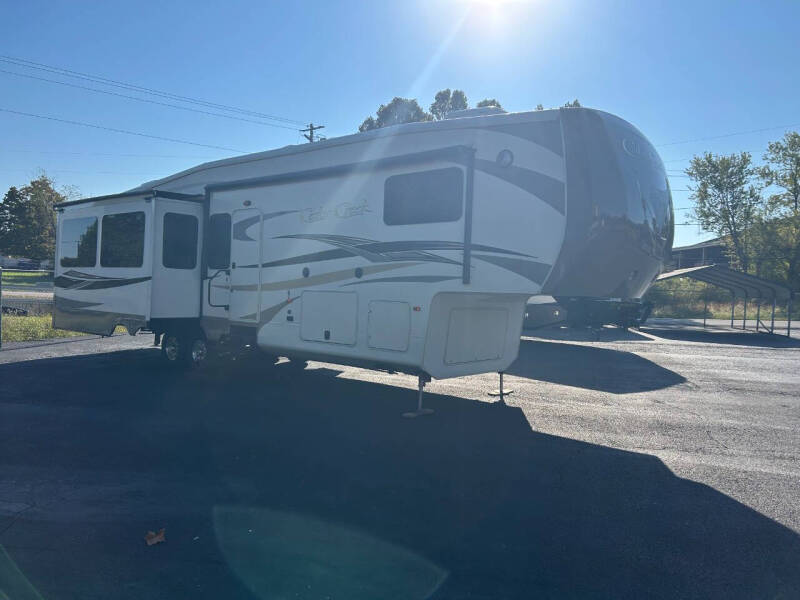 2014 Cedar Creek 36 CKTS